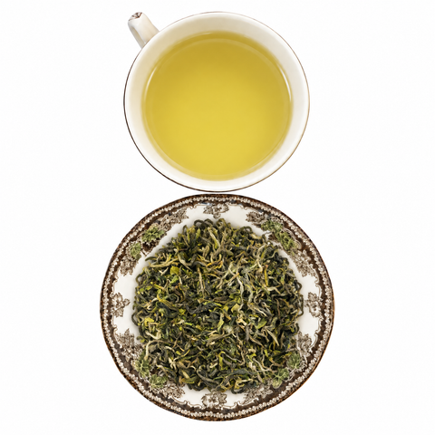 Bi Lou Chun - Taiwanese, Organic loose-leaf tea with brewed tea on a white background