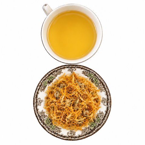 Calendula Organic dry product and prepared infusion on a white background